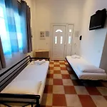 Anna Andros Apartment *
