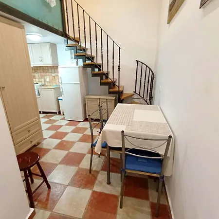 Anna Andros Apartmán