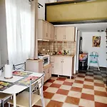 Anna Lejlighed Áyios Pétros